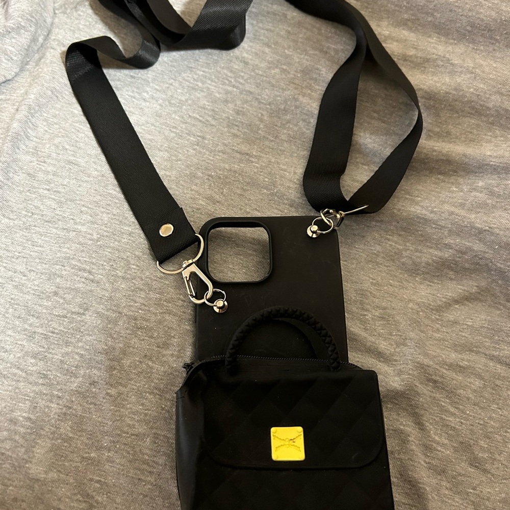 Black Quilted Crossbody Phone Bag